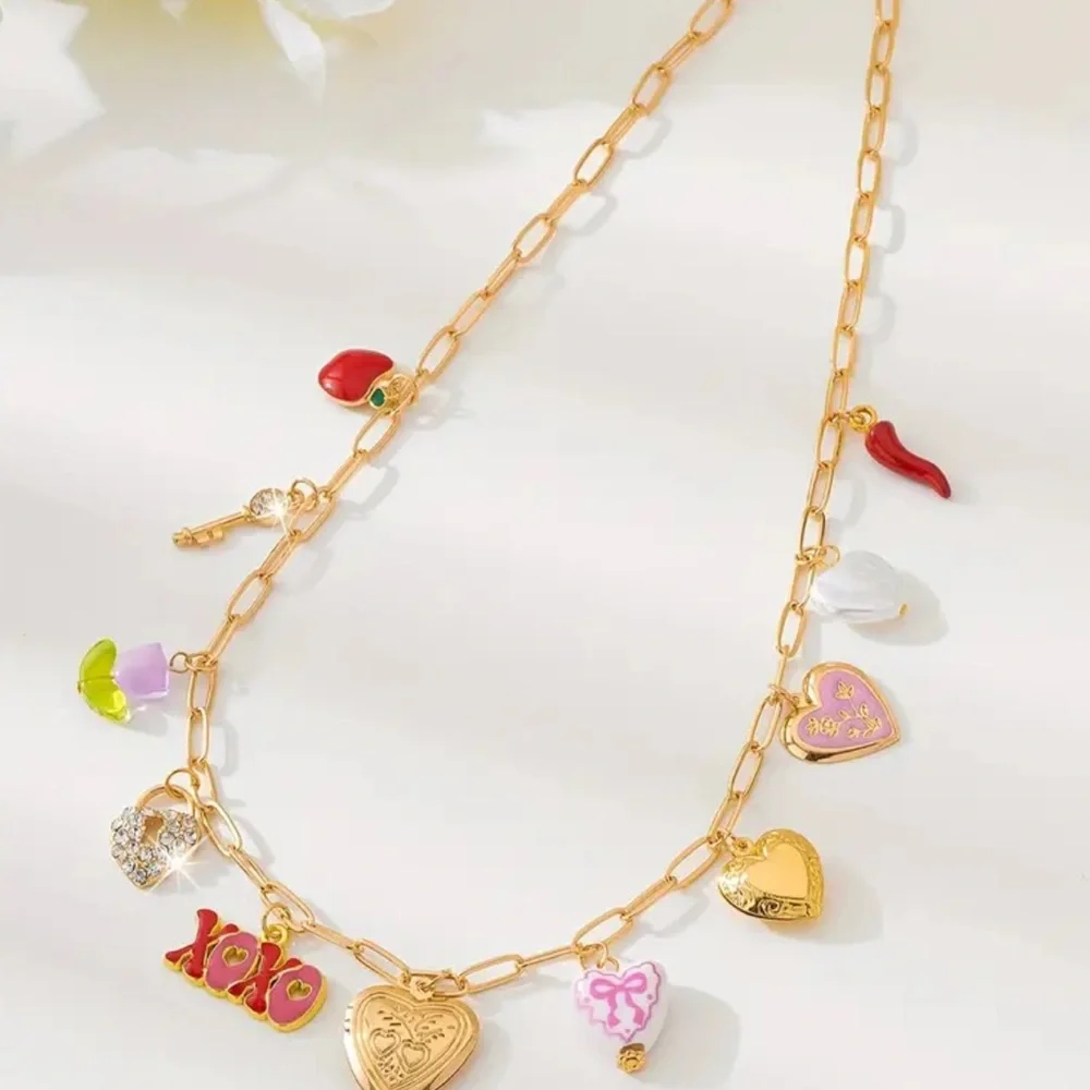 NEW Gold Heart Charm Necklace with Retro Y2K Pendants